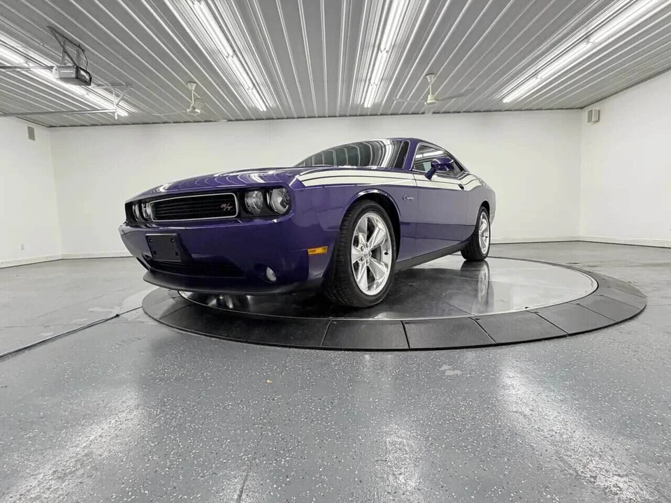 2013 Dodge Challenger 3rd Gen - Image 6 of 31