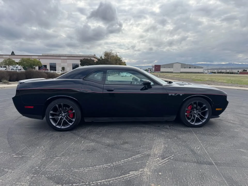 2013 Dodge Challenger 3rd Gen - Image 9 of 18