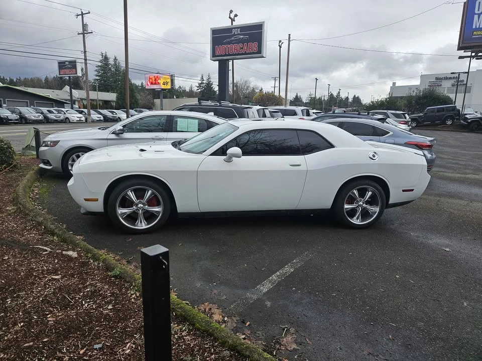 2013 Dodge Challenger 3rd Gen - Image 6 of 11