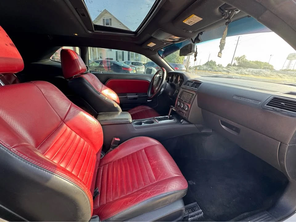 2013 Dodge Challenger 3rd Gen - Image 11 of 13