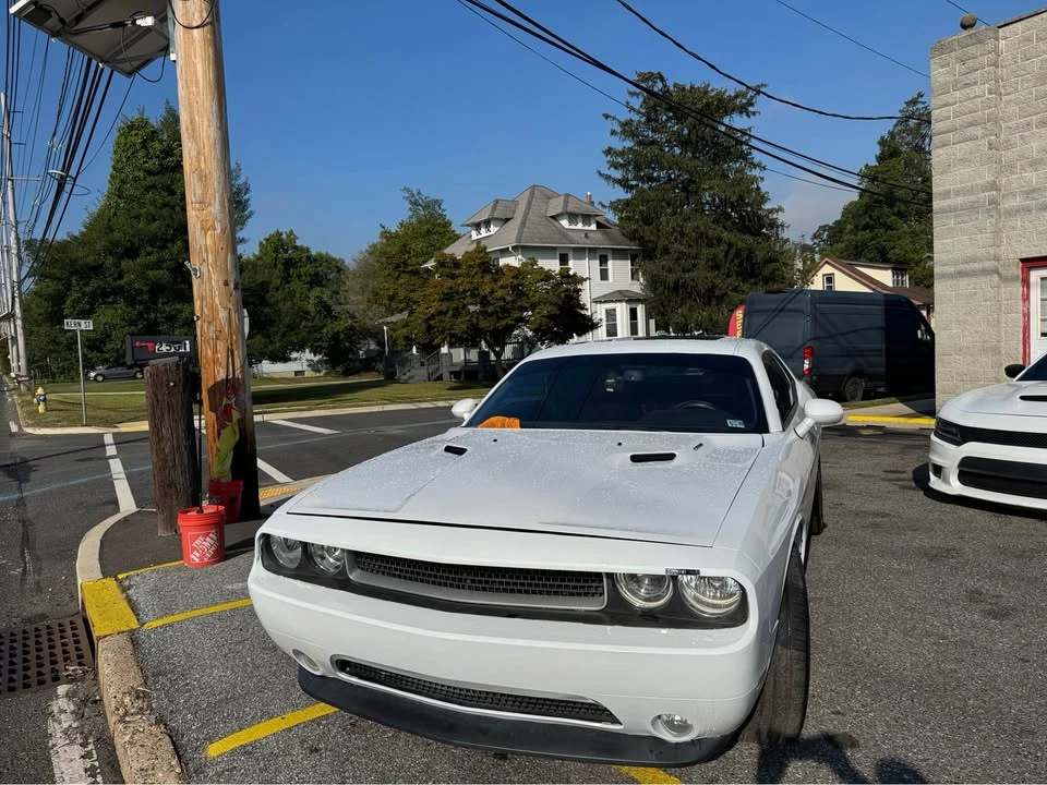 2013 Dodge Challenger 3rd Gen - Image 2 of 13