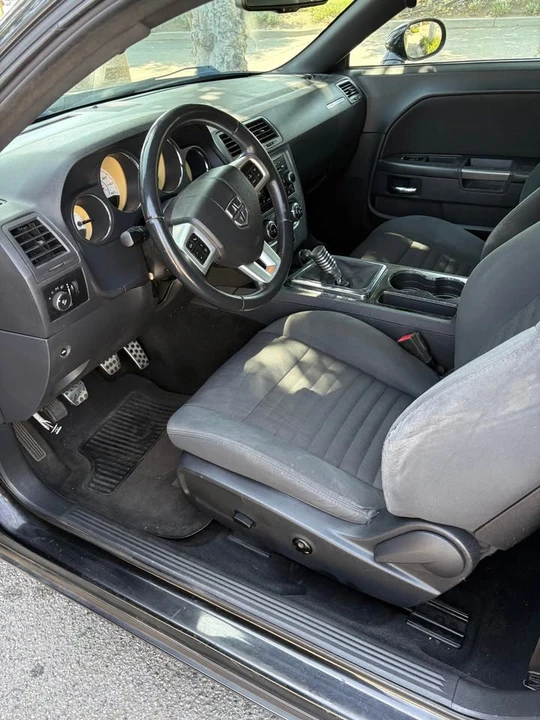 2013 Dodge Challenger 3rd Gen - Image 7 of 10