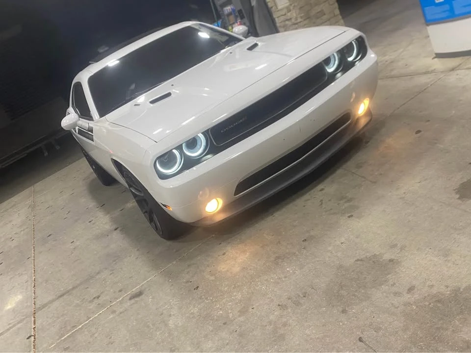 2013 Dodge Challenger 3rd Gen - Image 4 of 8