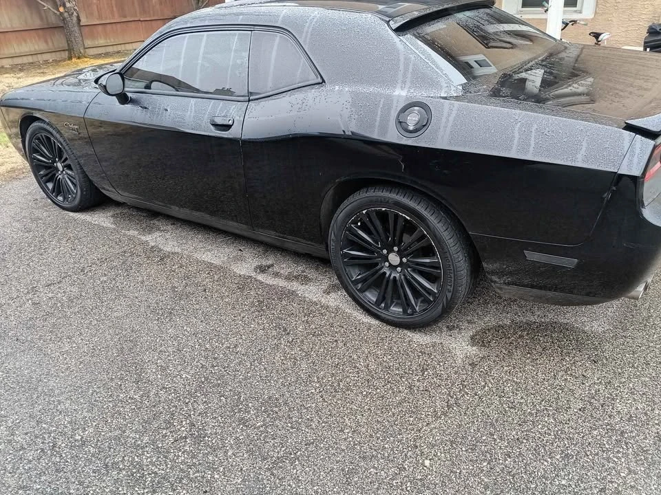 2013 Dodge Challenger 3rd Gen - Image 9 of 13