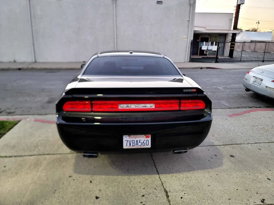 2013 Dodge Challenger 3rd Gen - Image 6 of 16