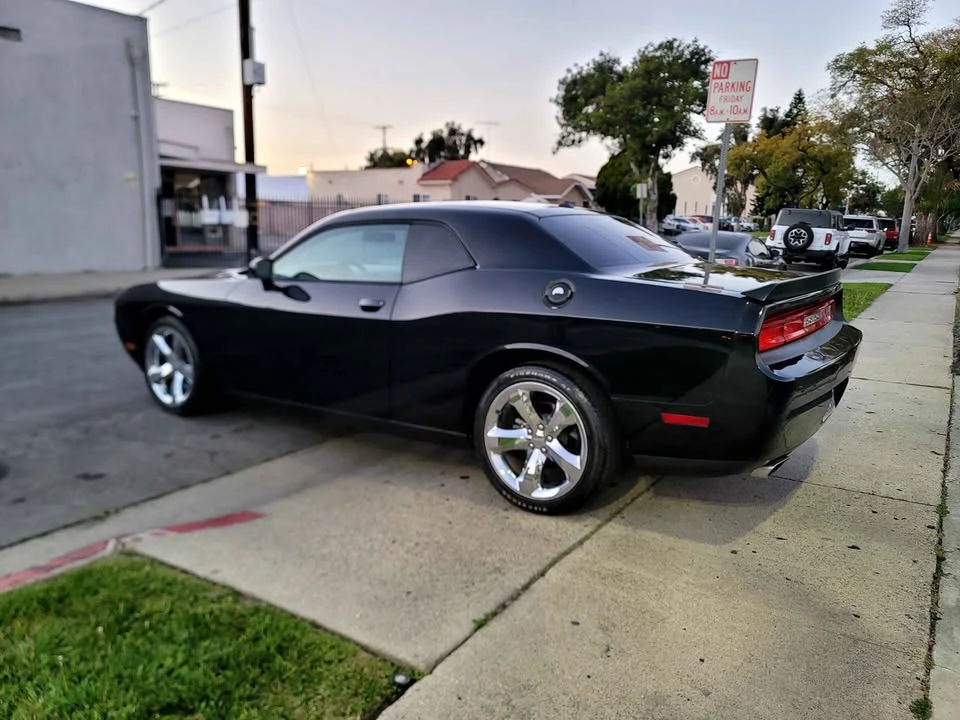 2013 Dodge Challenger 3rd Gen - Image 5 of 16