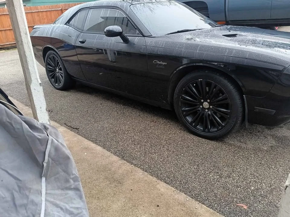 2013 Dodge Challenger 3rd Gen - Image 2 of 13