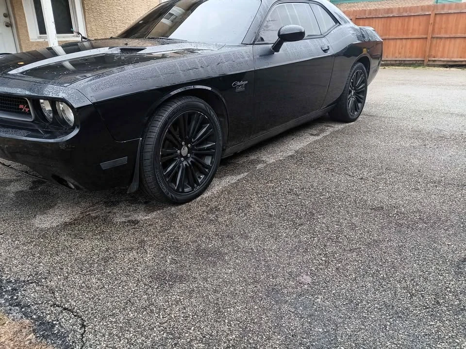 2013 Dodge Challenger 3rd Gen - Image 4 of 13