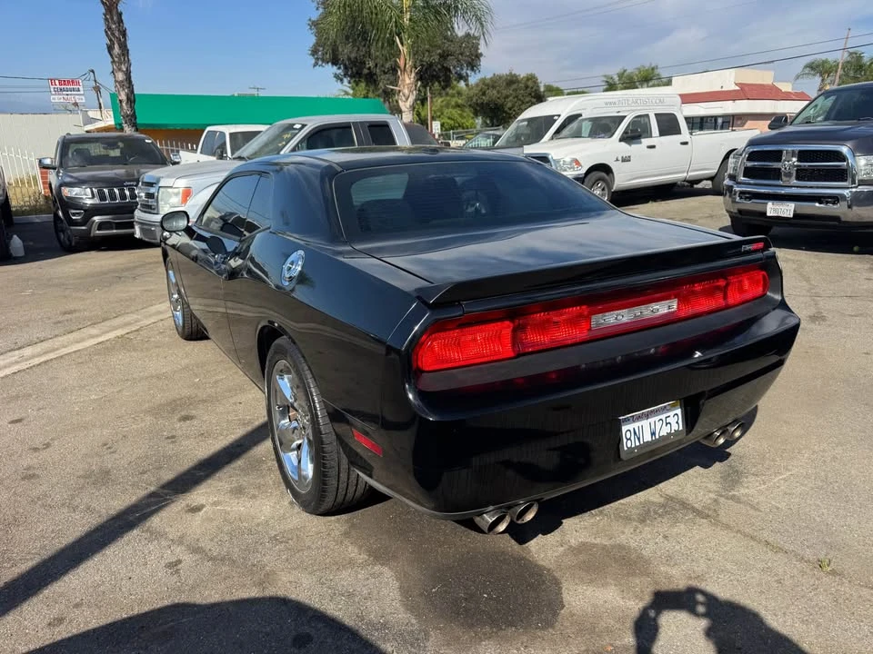 2013 Dodge Challenger 3rd Gen - Image 2 of 7