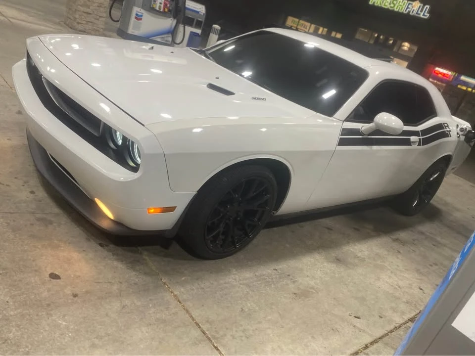 2013 Dodge Challenger 3rd Gen - Image 3 of 8