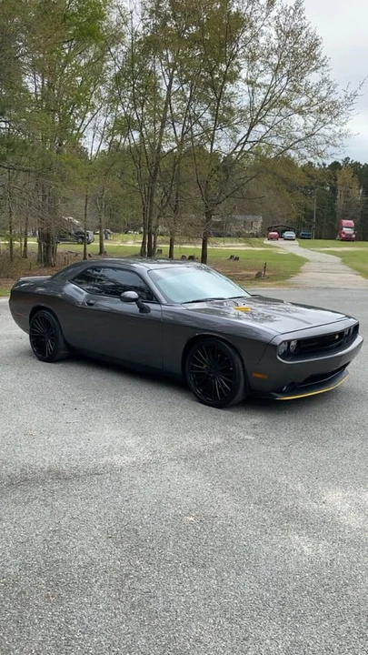2013 Dodge Challenger 3rd Gen - Image 2 of 12