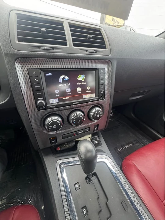 2013 Dodge Challenger 3rd Gen - Image 10 of 12
