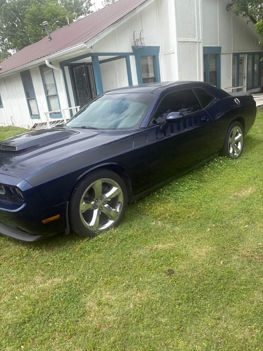 2013 Dodge Challenger 3rd Gen - Image 2 of 13