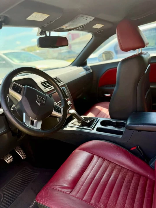 2013 Dodge Challenger 3rd Gen - Image 8 of 19