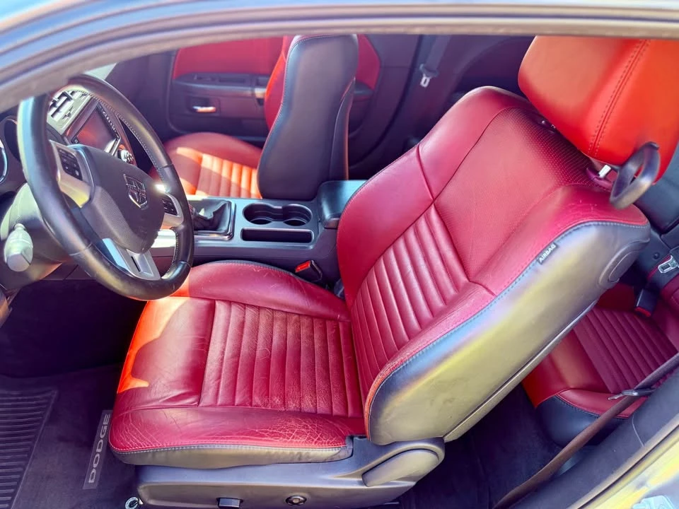 2013 Dodge Challenger 3rd Gen - Image 9 of 19