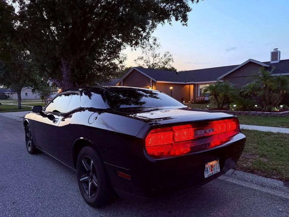 2013 Dodge Challenger 3rd Gen - Image 12 of 20