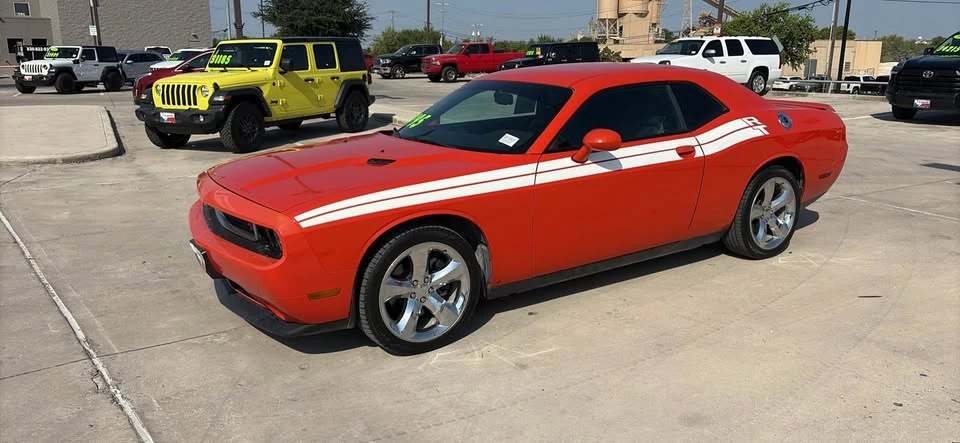 2013 Dodge Challenger 3rd Gen - Image 2 of 12