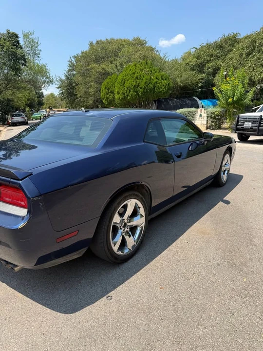 2013 Dodge Challenger 3rd Gen - Image 5 of 11