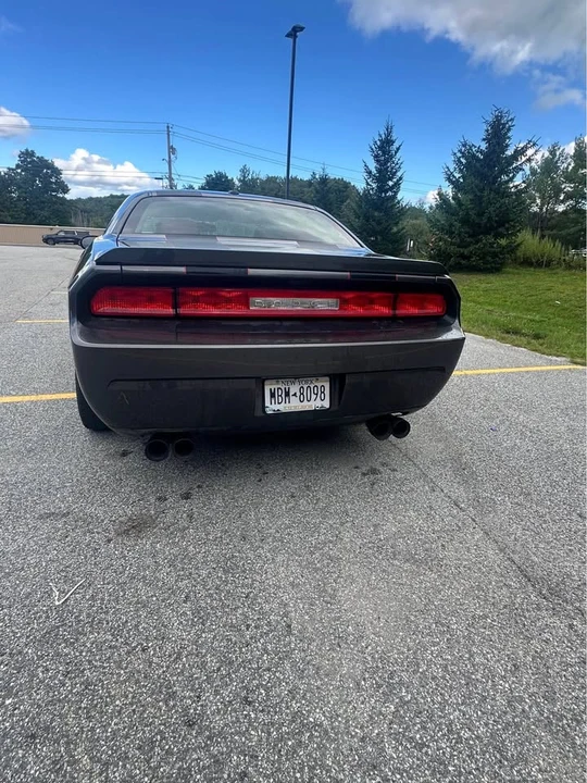 2013 Dodge Challenger 3rd Gen - Image 5 of 8