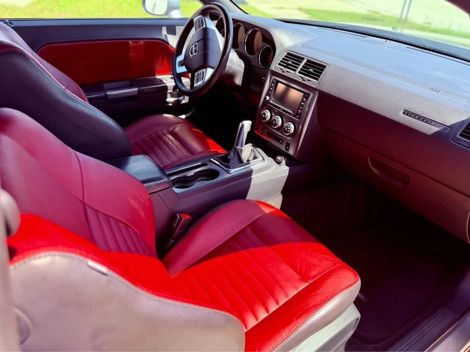 2013 Dodge Challenger 3rd Gen - Image 15 of 19