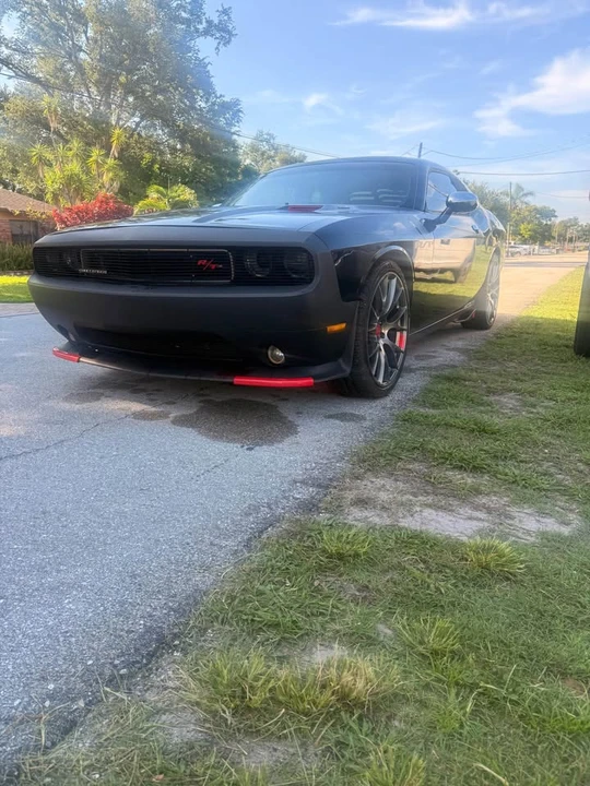 2013 Dodge Challenger 3rd Gen - Image 2 of 13