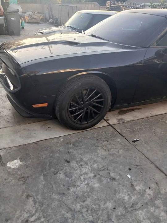 2013 Dodge Challenger 3rd Gen - Image 3 of 5
