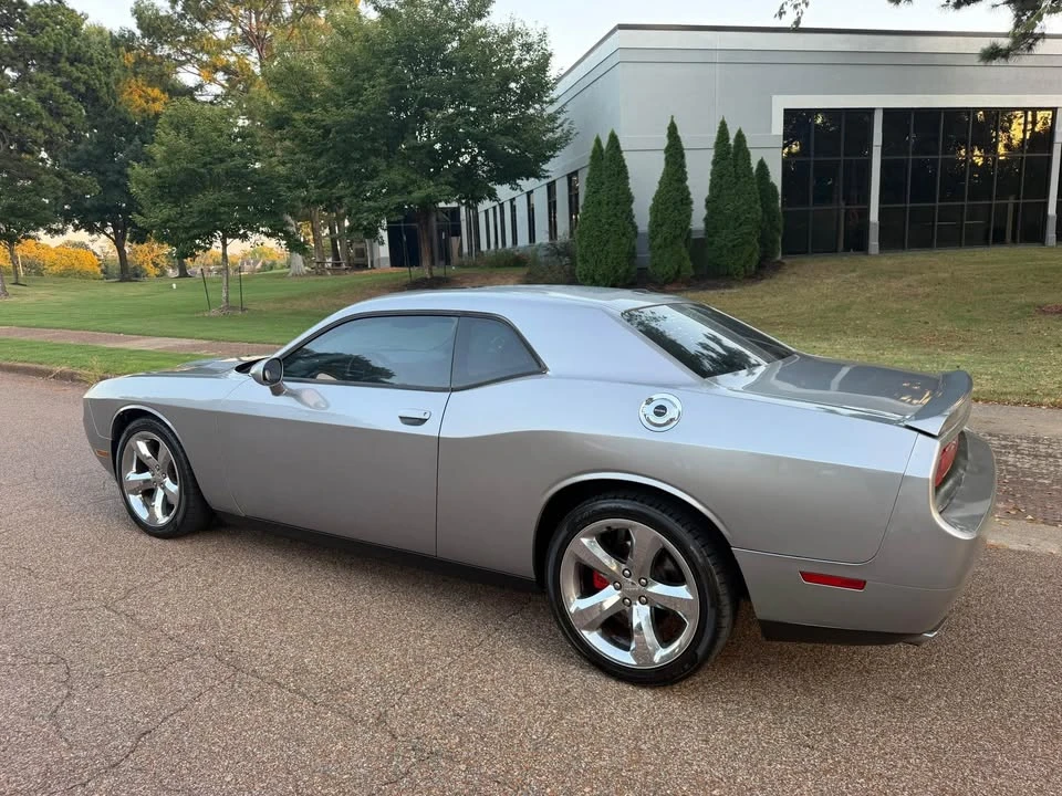 2013 Dodge Challenger 3rd Gen - Image 2 of 7