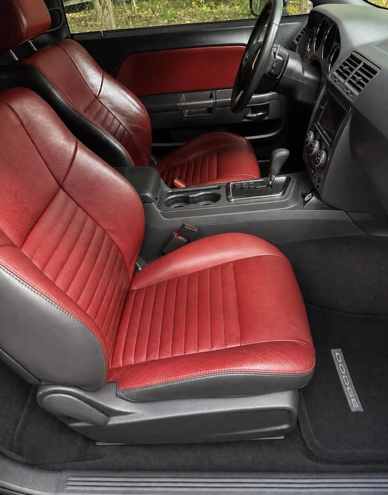 2013 Dodge Challenger 3rd Gen - Image 9 of 9