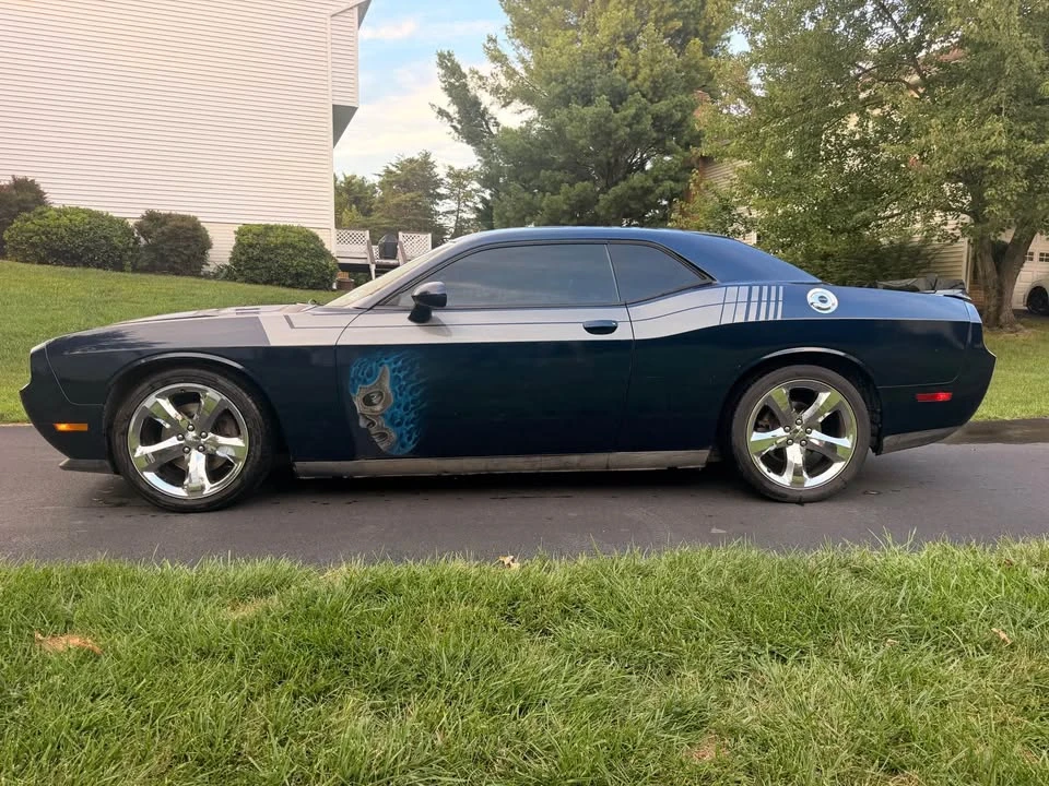 2013 Dodge Challenger 3rd Gen - Image 2 of 10