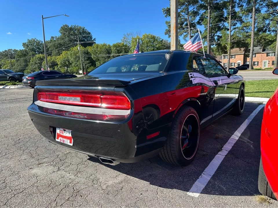 2013 Dodge Challenger 3rd Gen - Image 3 of 14