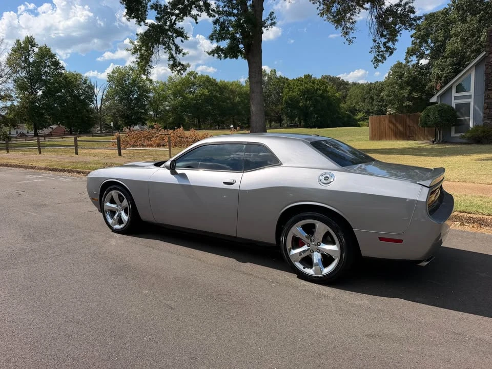 2013 Dodge Challenger 3rd Gen - Image 2 of 7