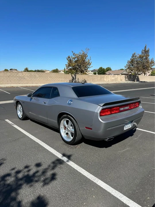 2013 Dodge Challenger 3rd Gen - Image 6 of 13