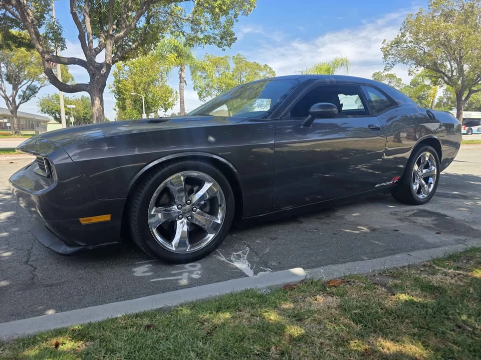 2013 Dodge Challenger 3rd Gen - Image 3 of 12