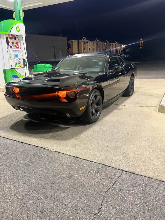 2013 Dodge Challenger 3rd Gen - Image 2 of 6