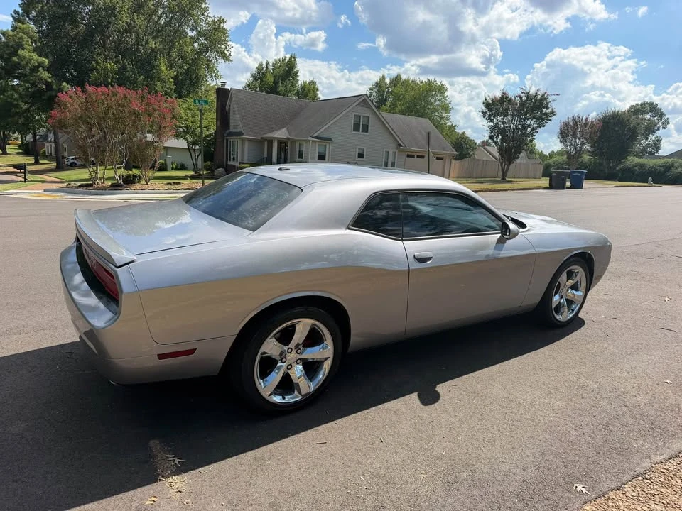 2013 Dodge Challenger 3rd Gen - Image 6 of 7