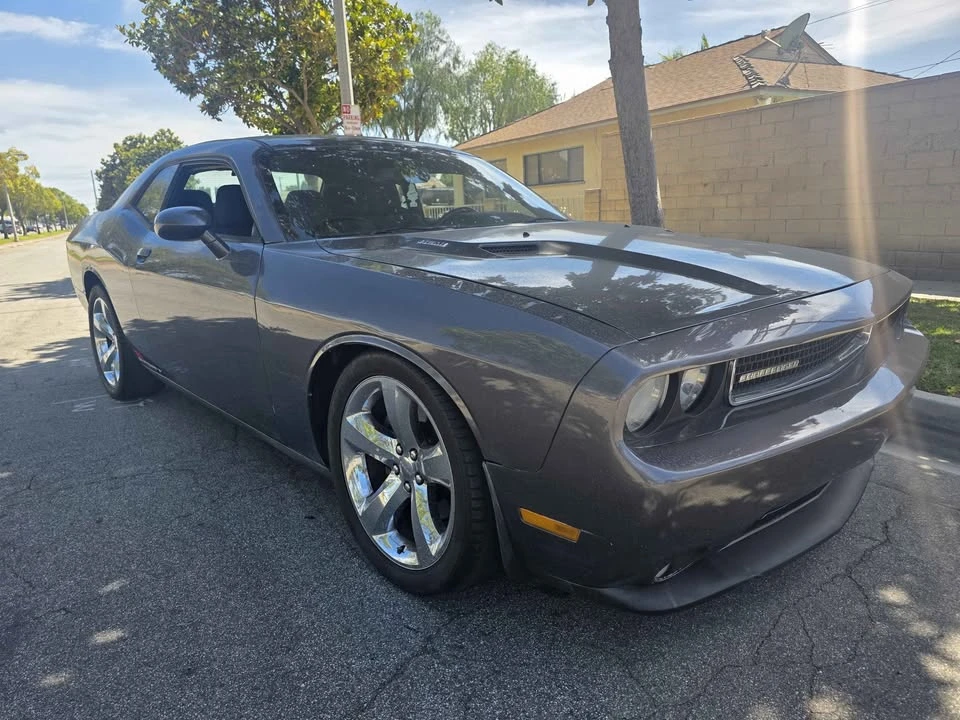 2013 Dodge Challenger 3rd Gen - Image 4 of 12