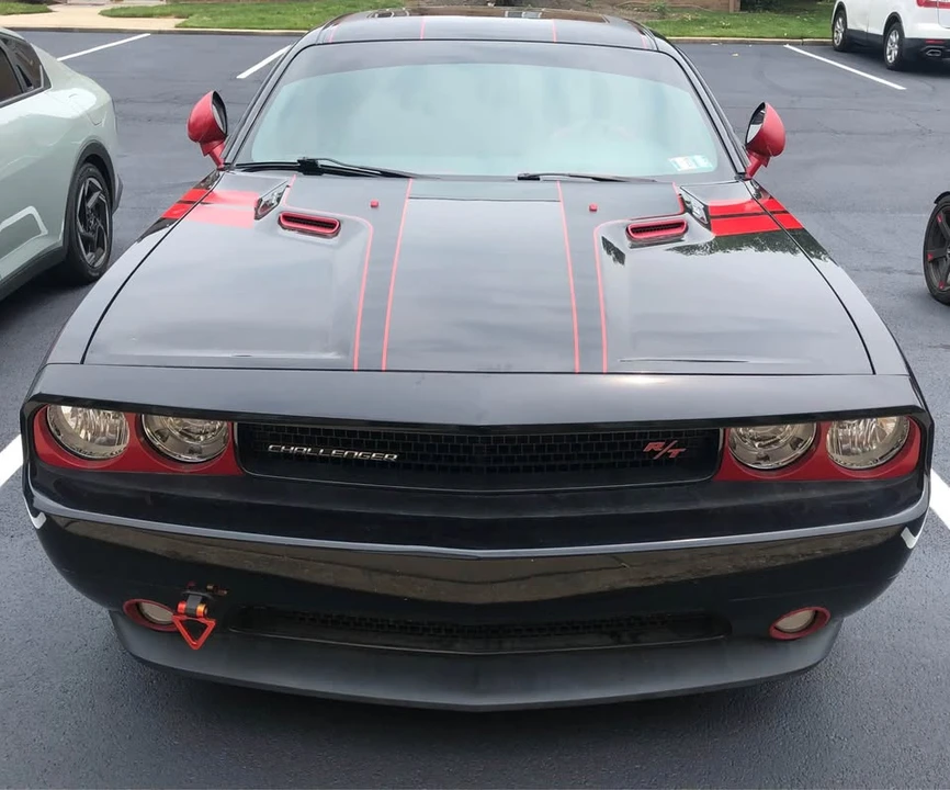 2013 Dodge Challenger 3rd Gen - Image 2 of 9