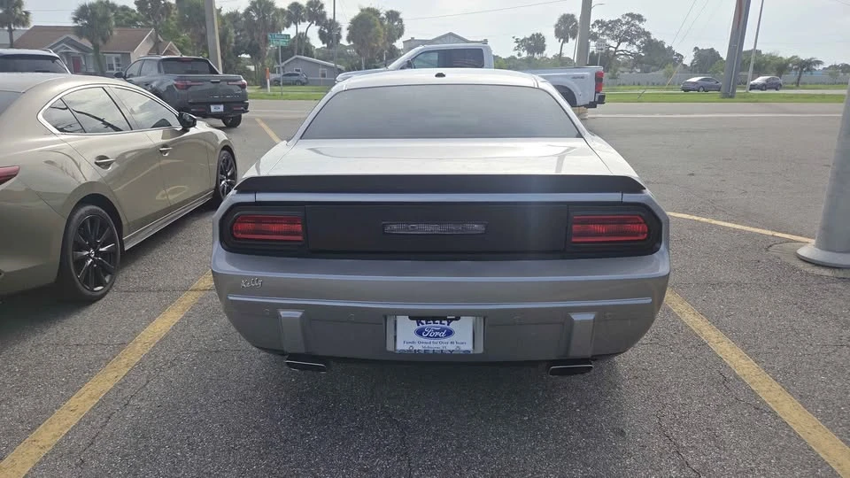 2013 Dodge Challenger 3rd Gen - Image 6 of 10