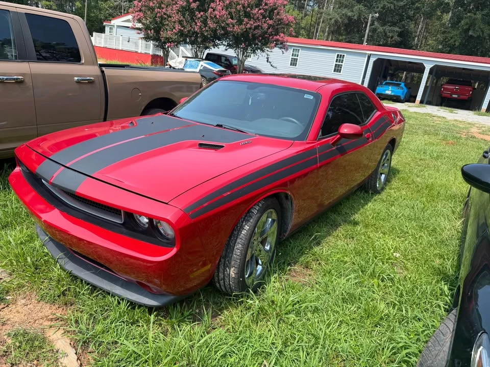 2013 Dodge Challenger 3rd Gen - Image 2 of 4