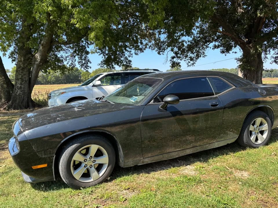 2013 Dodge Challenger 3rd Gen - Image 6 of 12