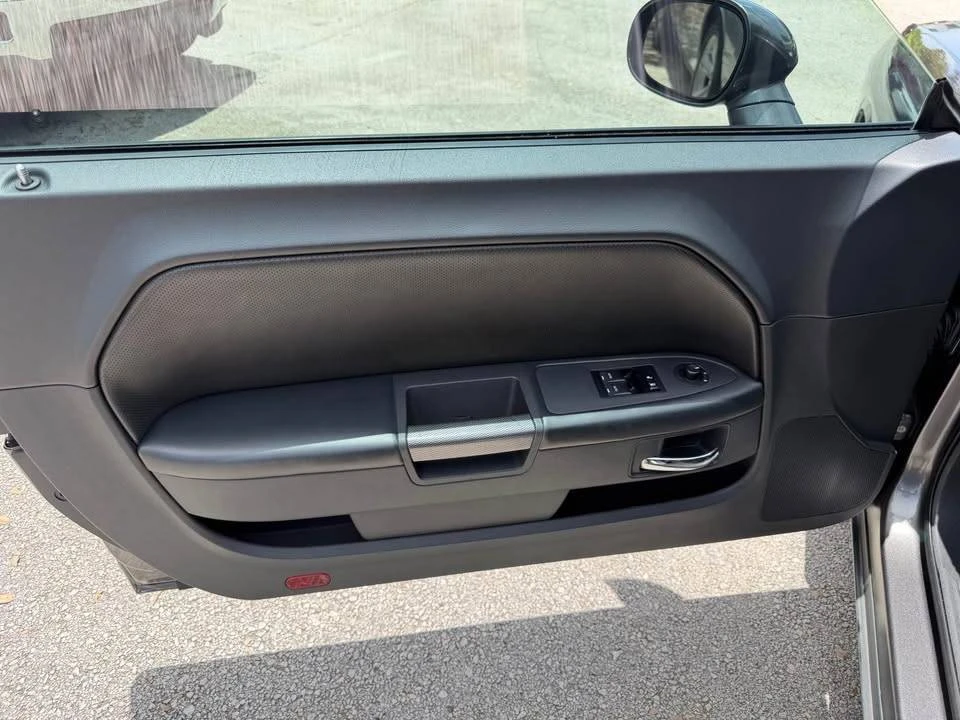 2014 Dodge Challenger 3rd Gen - Image 10 of 16