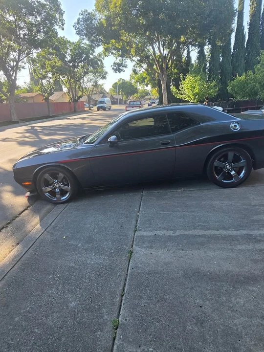 2013 Dodge Challenger 3rd Gen - Image 3 of 3