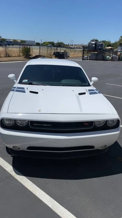 2013 Dodge Challenger 3rd Gen - Image 6 of 18