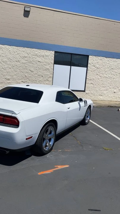 2013 Dodge Challenger 3rd Gen - Image 5 of 18