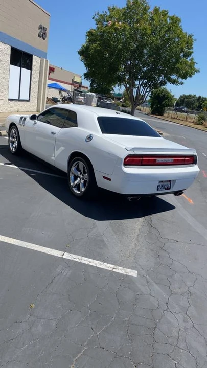 2013 Dodge Challenger 3rd Gen - Image 3 of 18