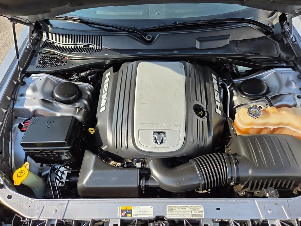 2013 Dodge Challenger 3rd Gen - Image 17 of 20