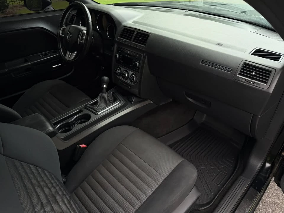 2013 Dodge Challenger 3rd Gen - Image 12 of 15