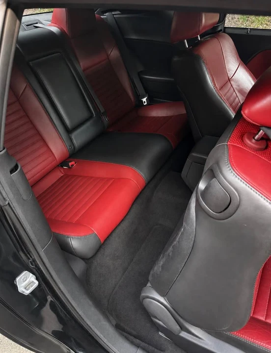 2013 Dodge Challenger 3rd Gen - Image 7 of 10