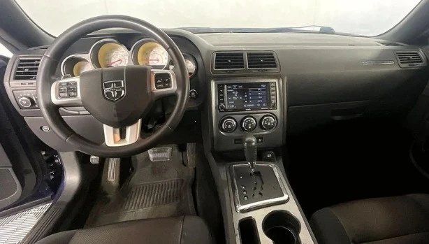 2013 Dodge Challenger 3rd Gen - Image 10 of 12