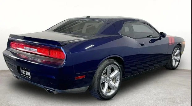 2013 Dodge Challenger 3rd Gen - Image 6 of 12